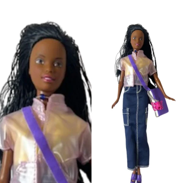 Barbie Secret Messages Christie BD1999 #26423 - Rare collectible capturing '90s glamour by Mattel. Celebrate diversity and nostalgia. Perfect for collectors.