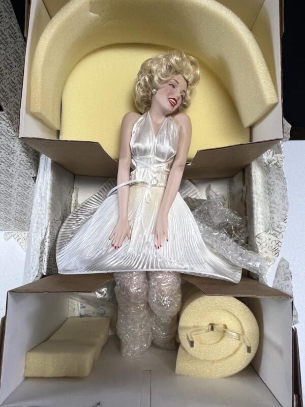 Franklin Heirloom Dolls Marilyn Monroe Seven Year Itch Doll In Original Box